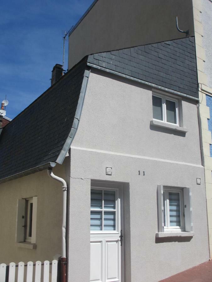 A 30 M Du Coeur De La Rue Des Bains Villa Trouville-sur-Mer Dış mekan fotoğraf